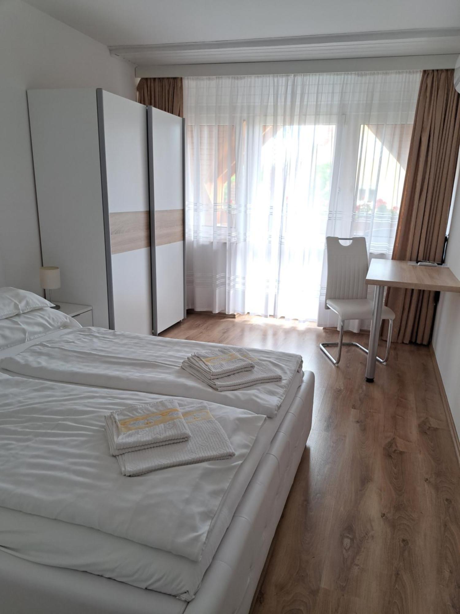 Emma Apartman هاركاني الغرفة الصورة